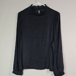 Belldini Black Pleated Longsleeved Back Keyholes Top Size XL NwT.